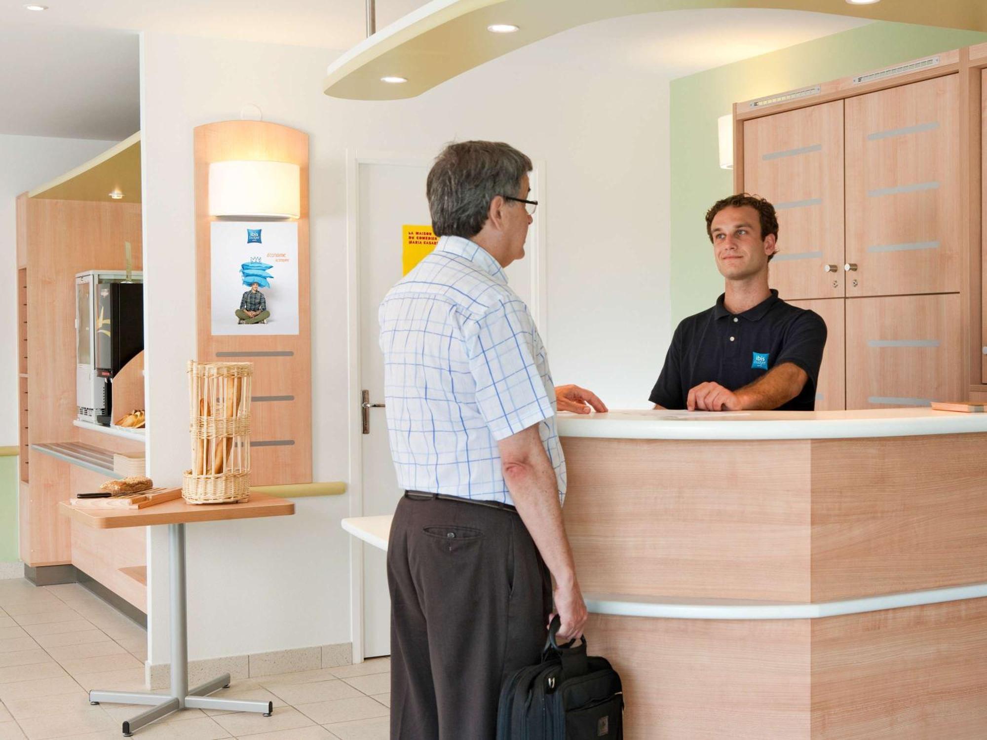 Ibis Budget Bordeaux Sud Villenave-dʼOrnon Exterior foto